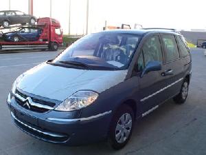 Citroen-C8
