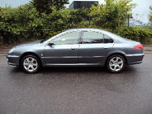 Peugeot 607
