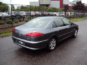 Peugeot 607