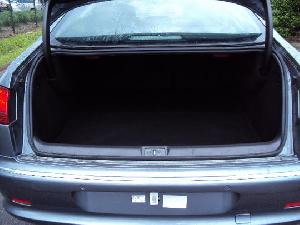Peugeot 607